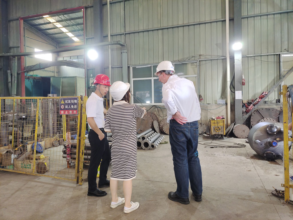 國(guó)外客戶考察多靈 國(guó)外客戶考察多靈