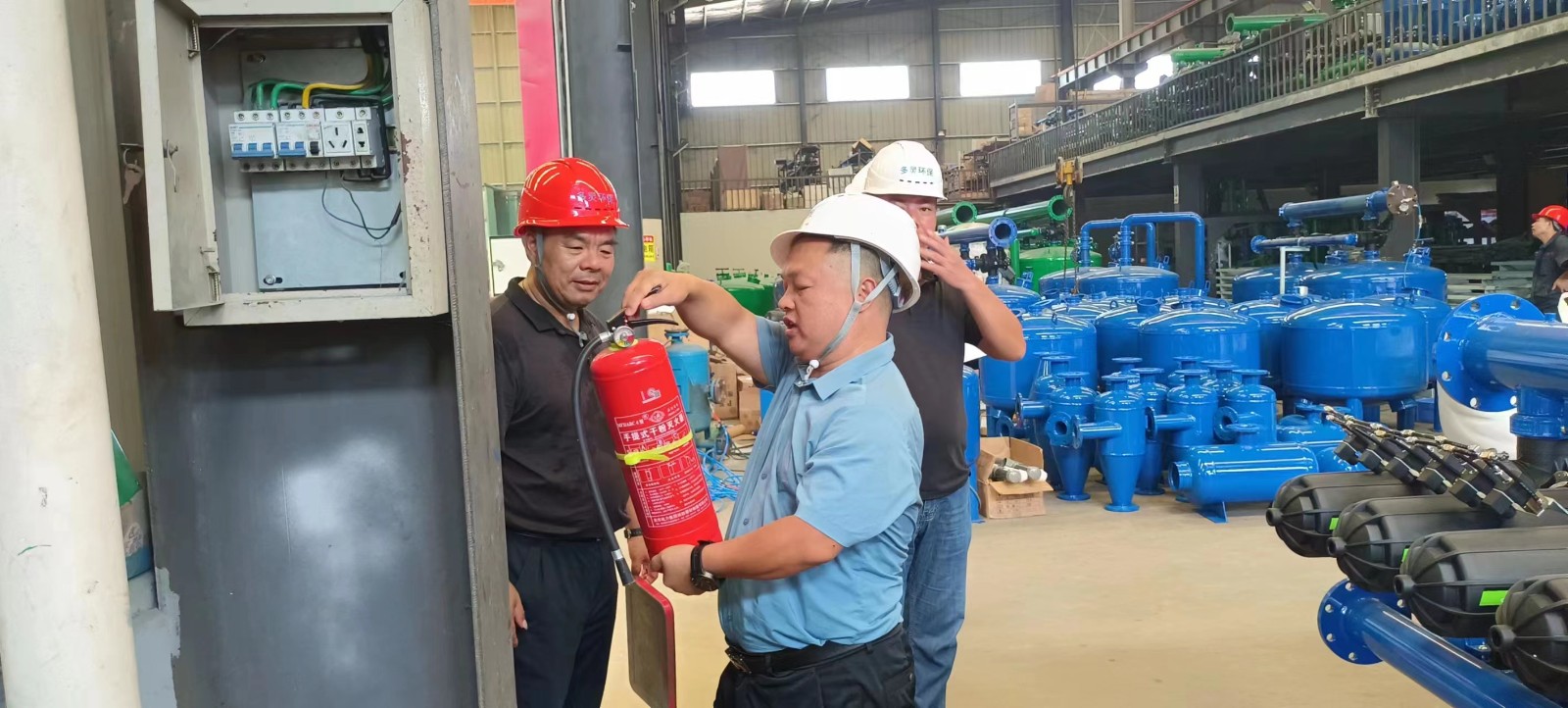 汨羅人大代表一行考察多靈過濾系統科技園 汨羅人大代表一行考察多靈過濾系統科技園